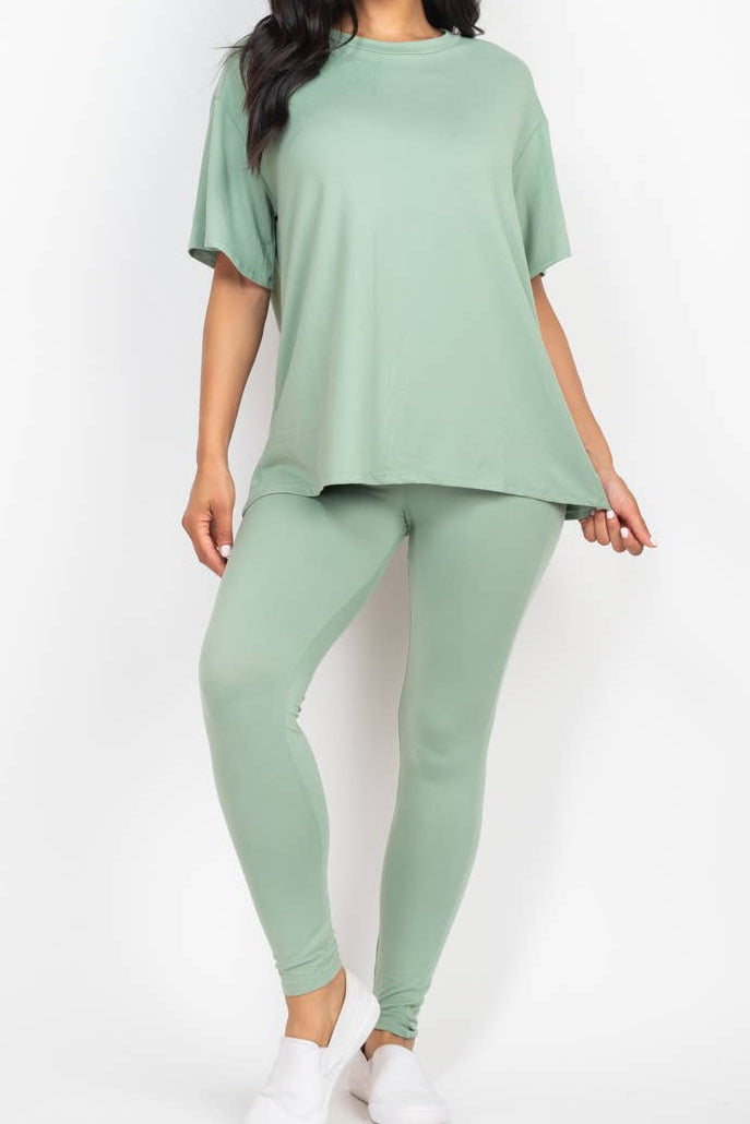 Oversized T-shirt & Leggings Set